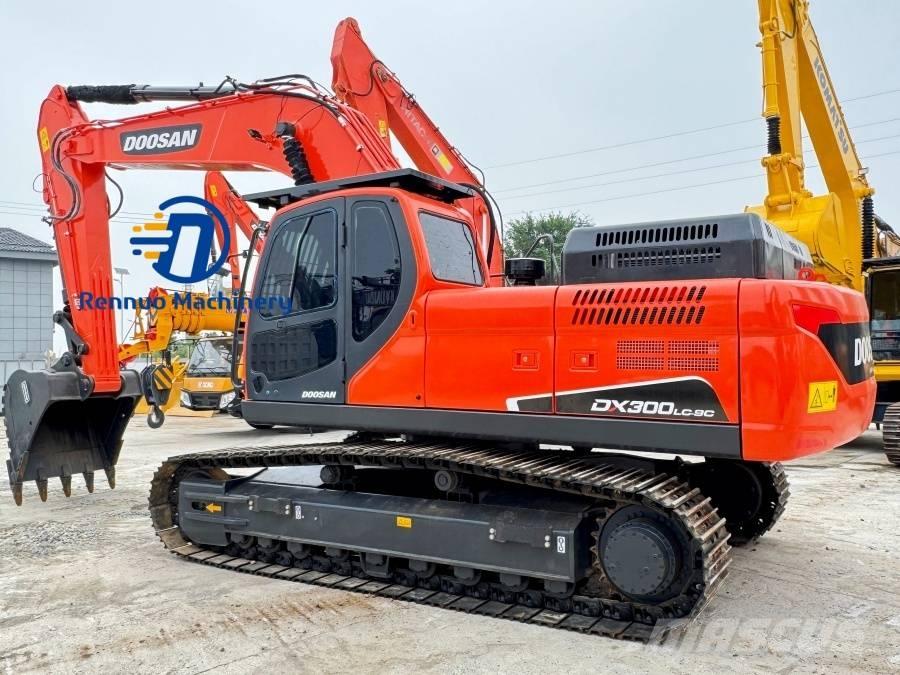 Doosan DX 300LC-9C Escavadoras de rastos