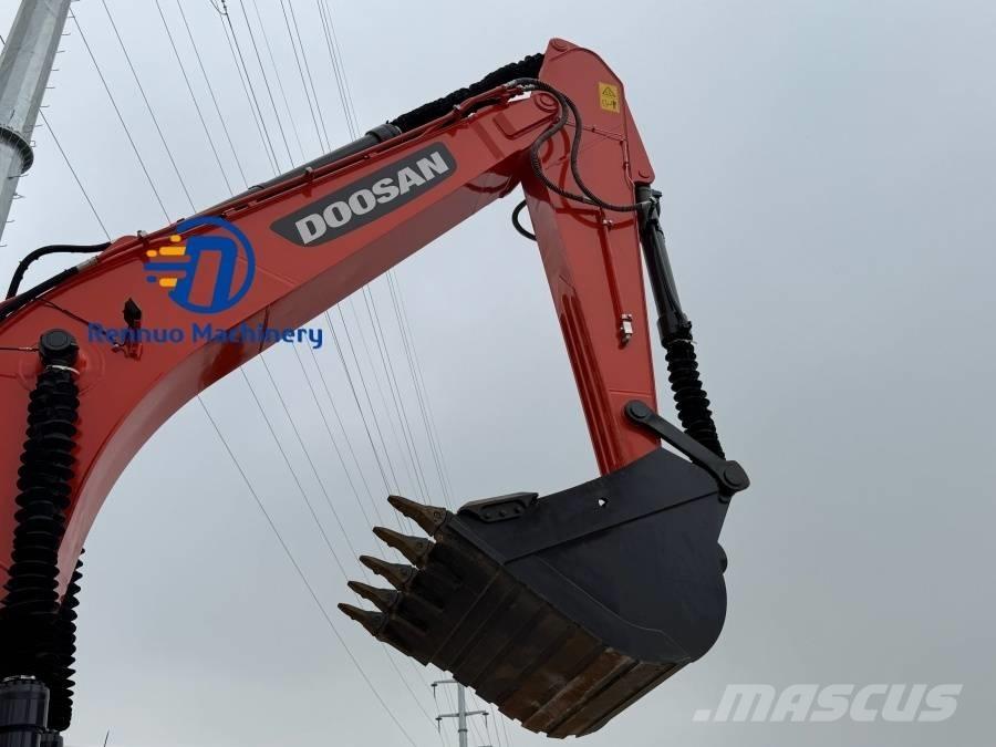 Doosan DX 300LC-9C Escavadoras de rastos
