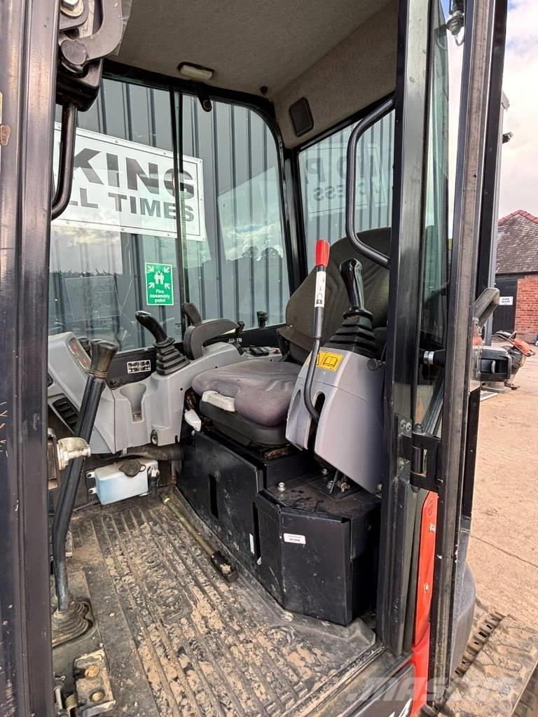 Kubota U 27 Mini Escavadoras <7t