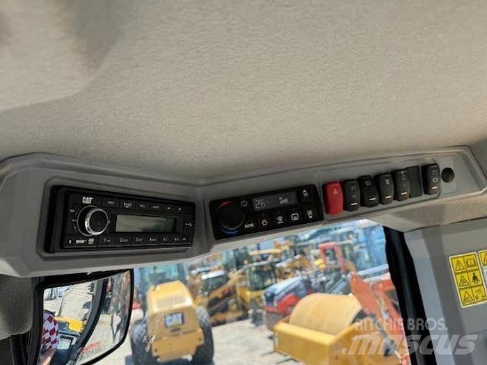 CAT 908 Pás carregadoras de rodas