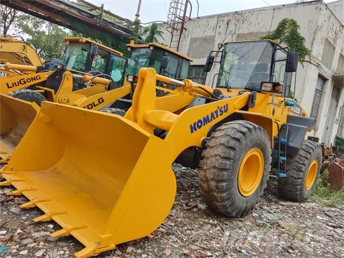Komatsu WA 320-5 Pás carregadoras de rodas