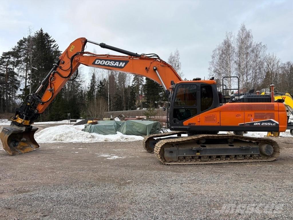 Doosan DX 255 LC-7 Escavadoras de rastos