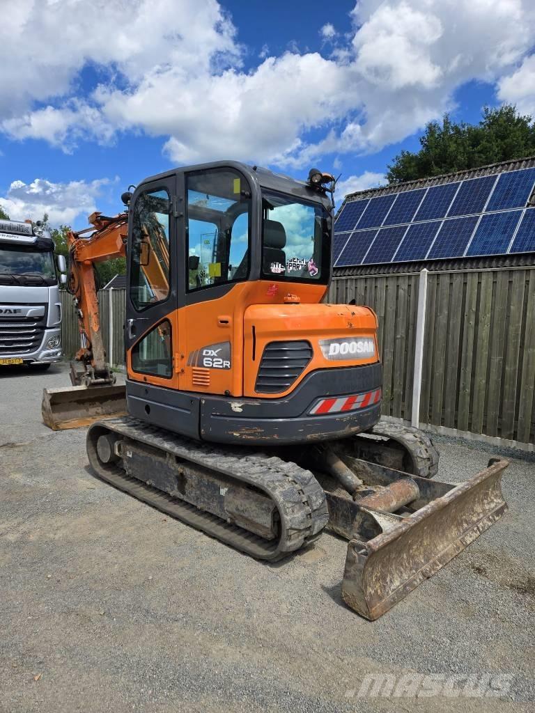 Doosan DX 62 R Mini Escavadoras <7t