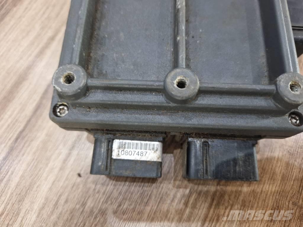 Ponsse 1631675 Electrónica