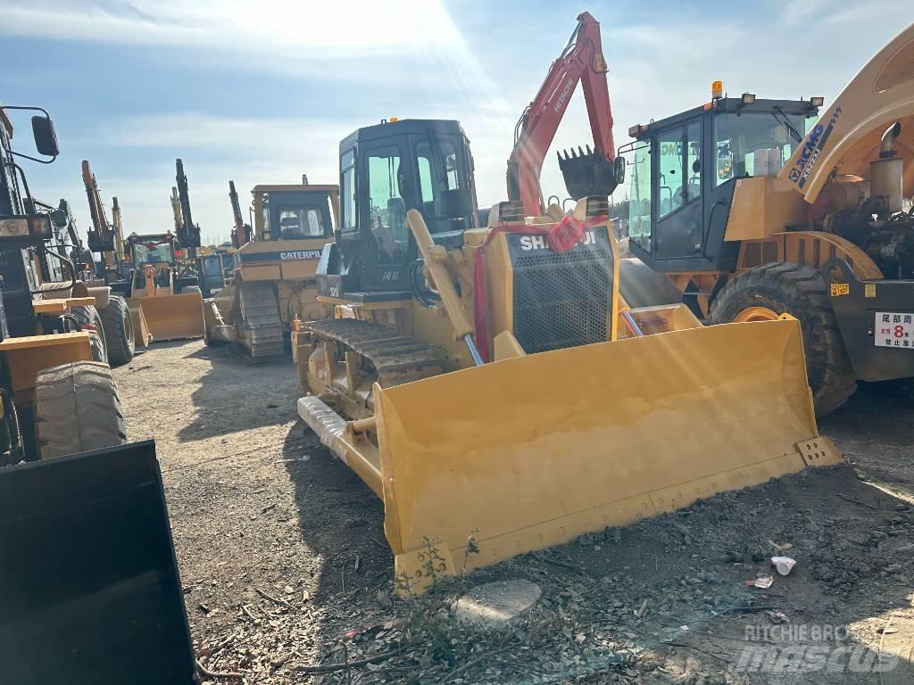 Shantui SD 16 Dozers - Tratores rastos