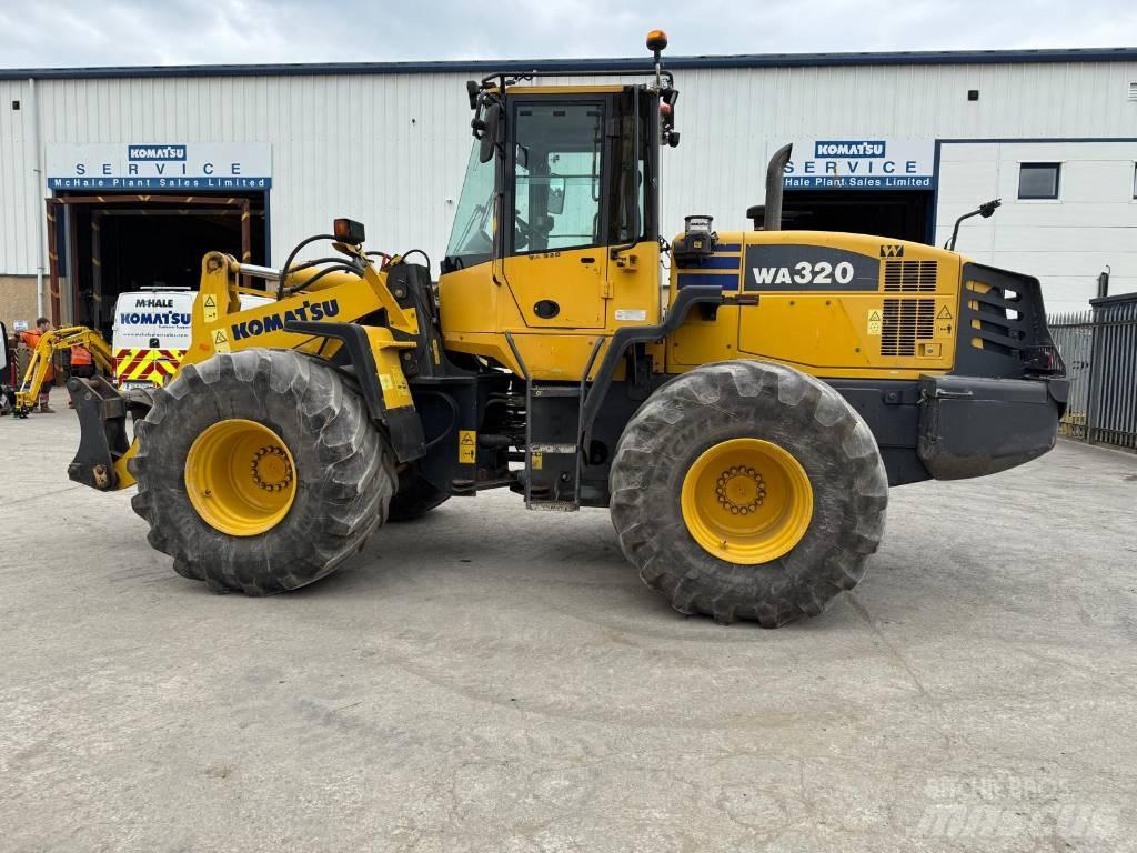 Komatsu WA320-5 Pás carregadoras de rodas