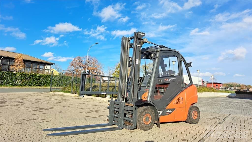 Linde H25T-02 Empilhadores a gás