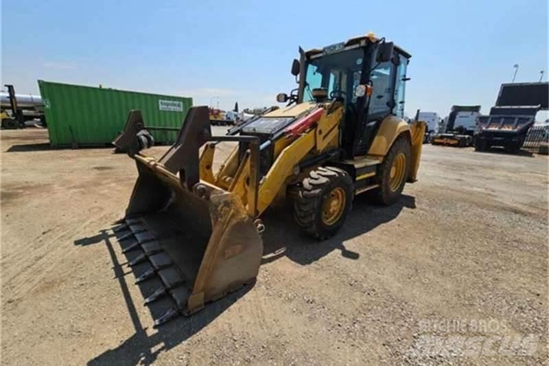 CAT 426F2 TLB Retroescavadoras