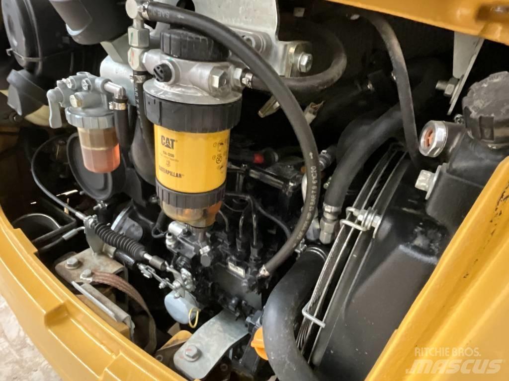 CAT 301.7 D Mini Escavadoras <7t