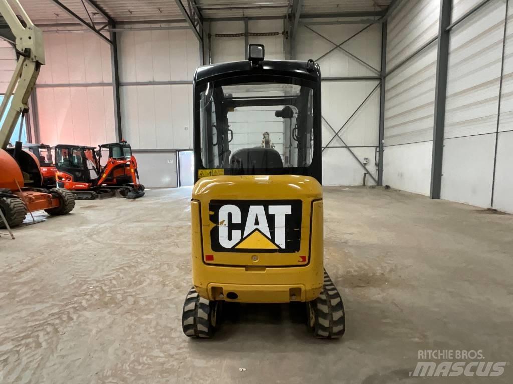 CAT 301.7 D Mini Escavadoras <7t