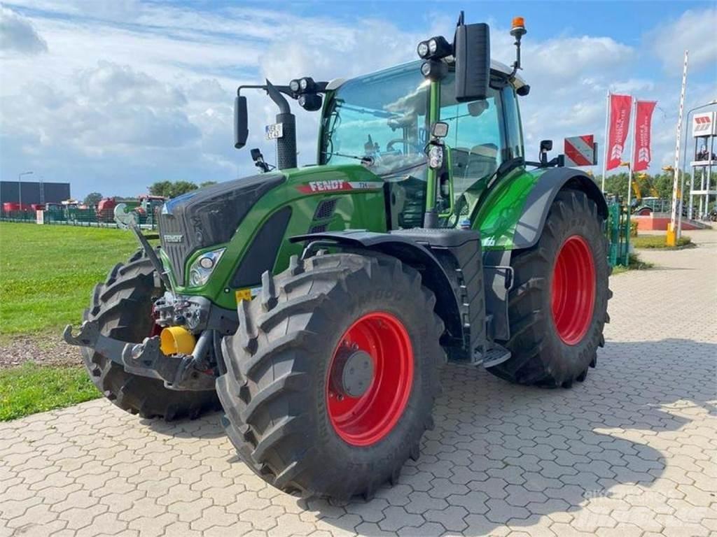 Fendt 724 PROFI+ Tratores Agrícolas usados