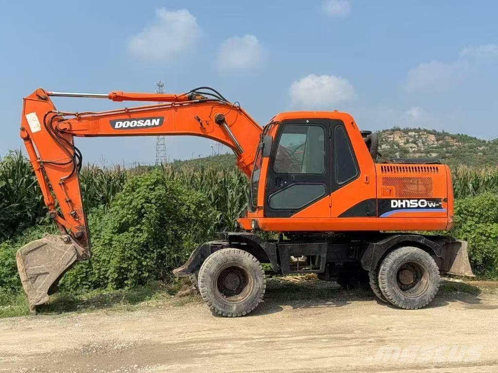 Doosan DH 150 W-7 Escavadoras de rastos