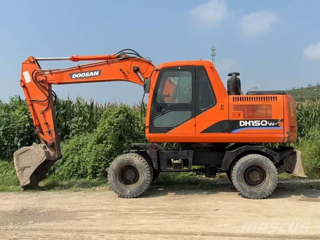 Doosan DH 150 W-7 Escavadoras de rastos