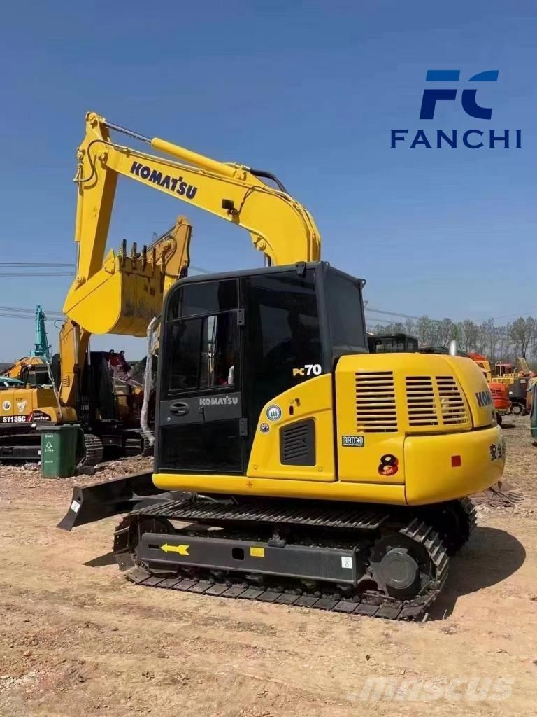 Komatsu PC 70 Escavadoras Midi 7t - 12t