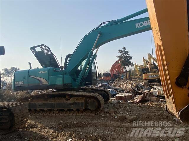 Kobelco SK200-8 Escavadoras de rastos