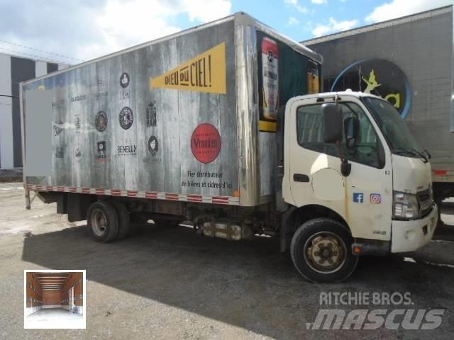 Hino 195 D Camiões de caixa fechada