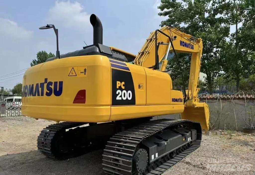 Komatsu PC 200-8 Escavadoras de rastos