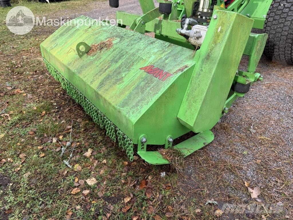 Avant Slagklippare Gadanheiras e cortadores de folhas para pastos