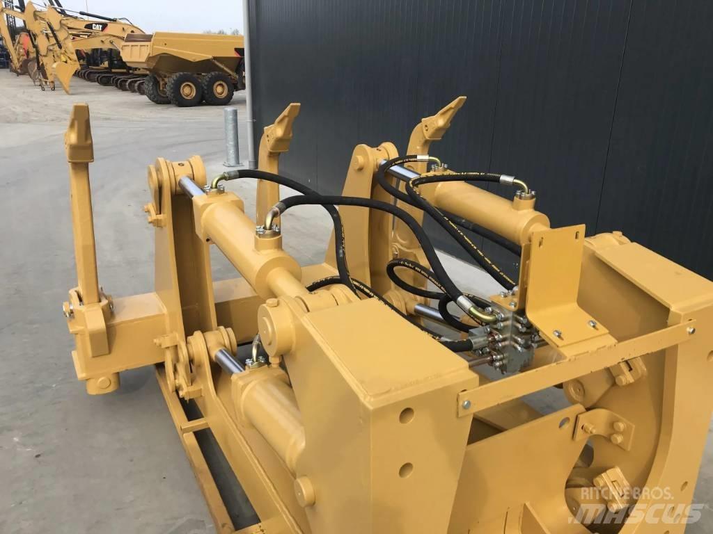CAT D7R Escarificadores