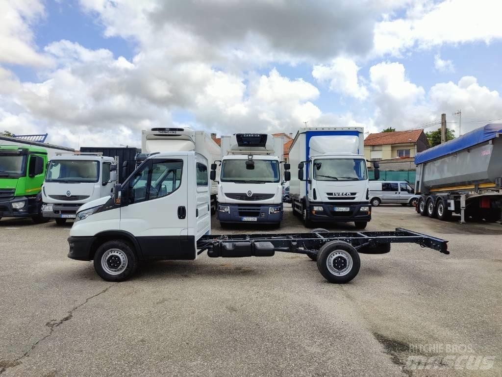 Iveco DAILY 35S16 Camiões de chassis e cabine