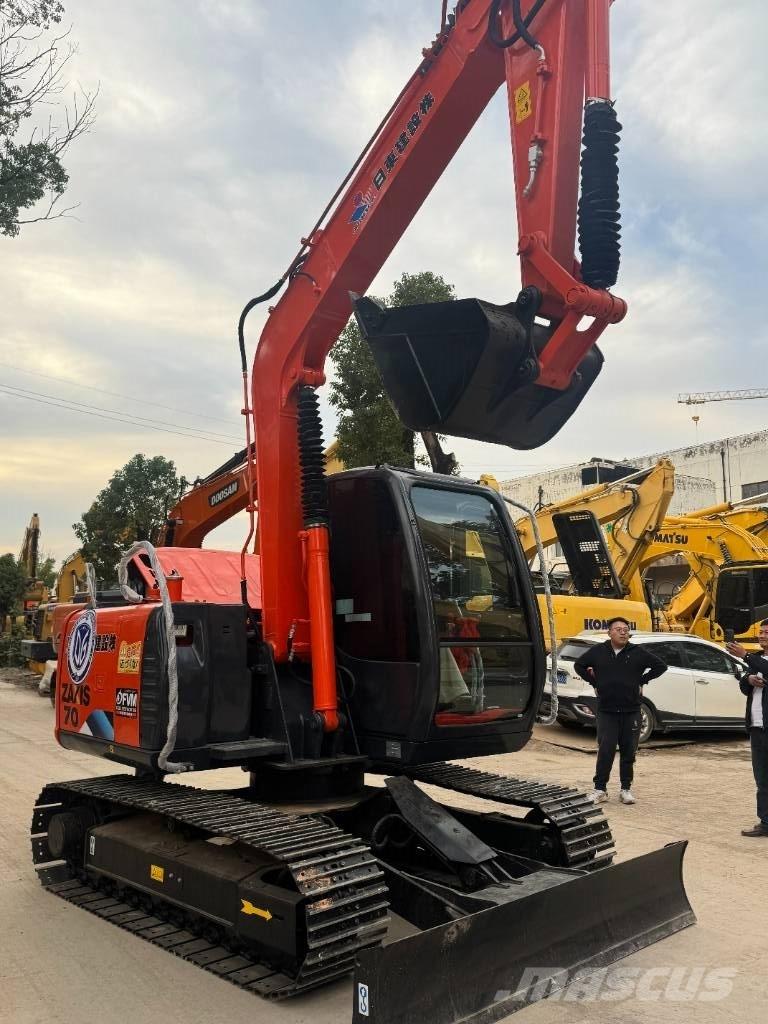 Hitachi ZX 70 Mini Escavadoras <7t