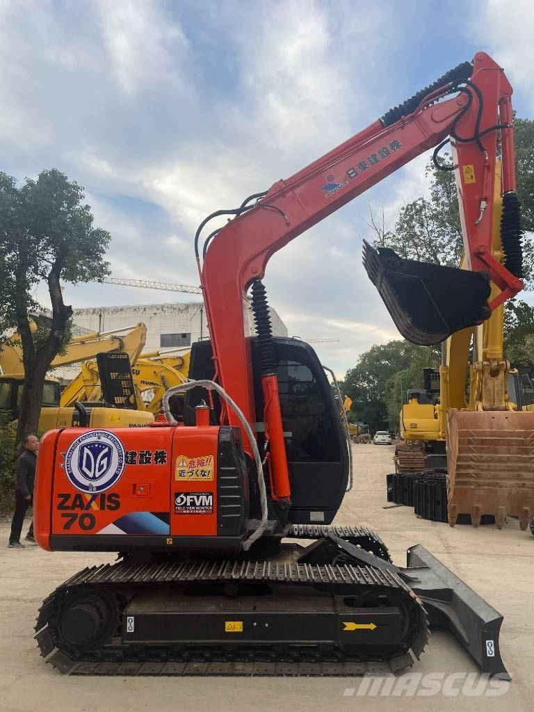 Hitachi ZX 70 Mini Escavadoras <7t