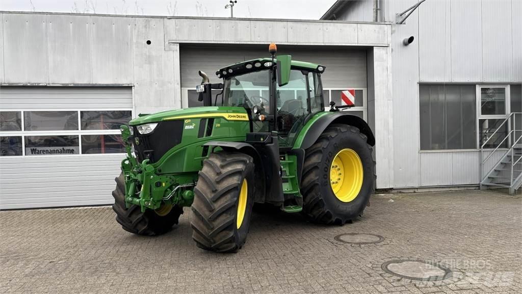 John Deere 6R215 Tratores Agrícolas usados
