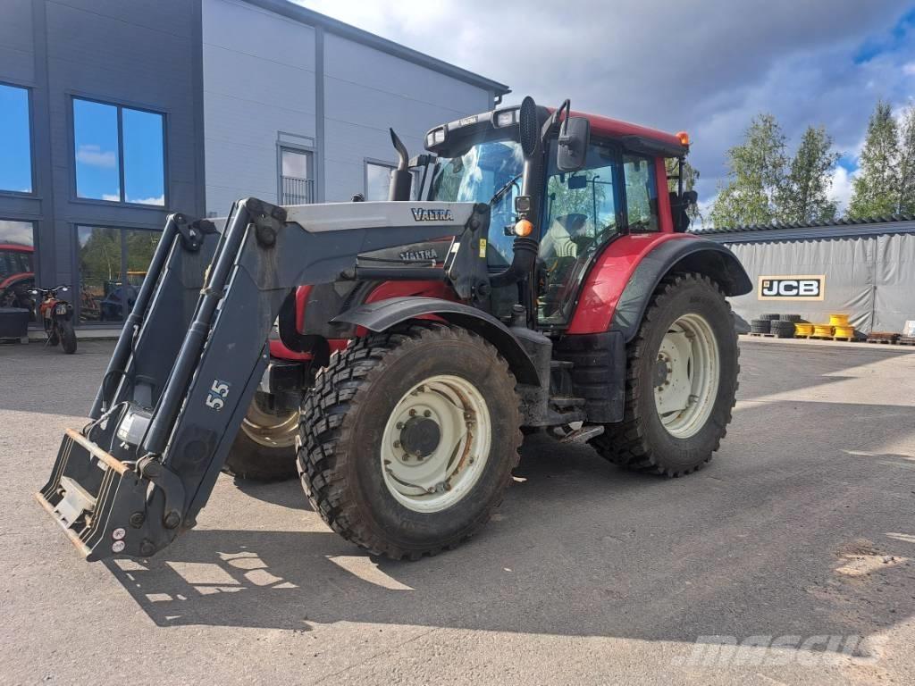 Valtra N 142 Tratores Agrícolas usados