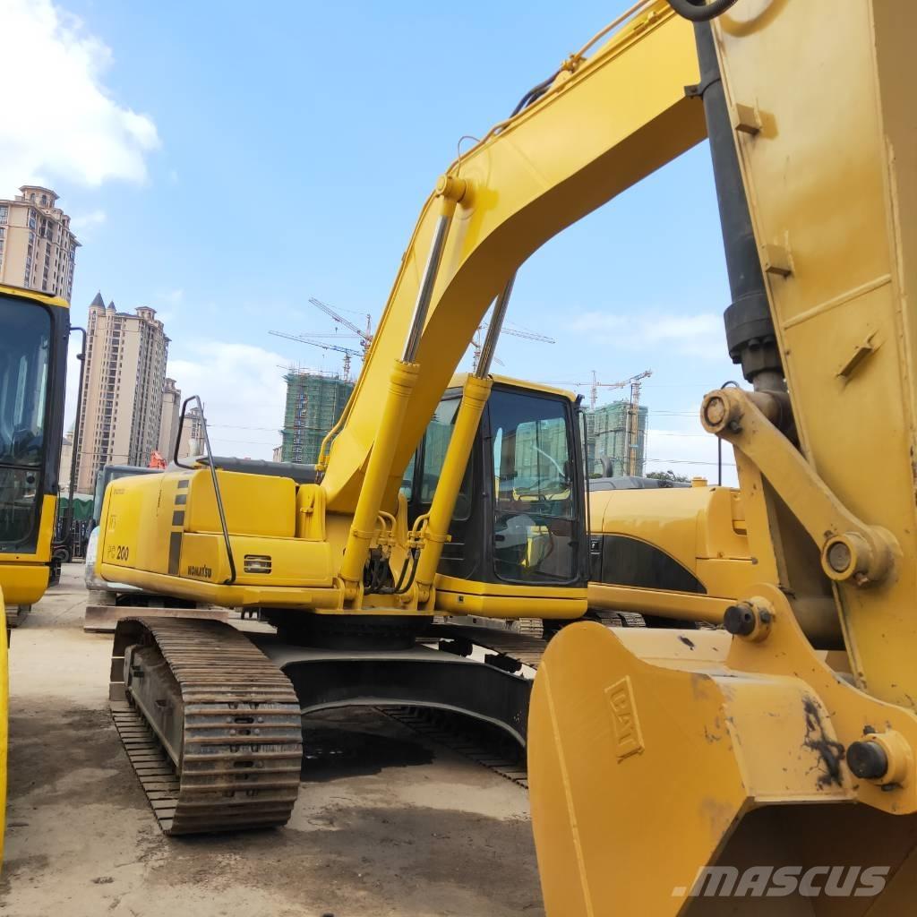 Komatsu PC200-6 Escavadoras de rastos