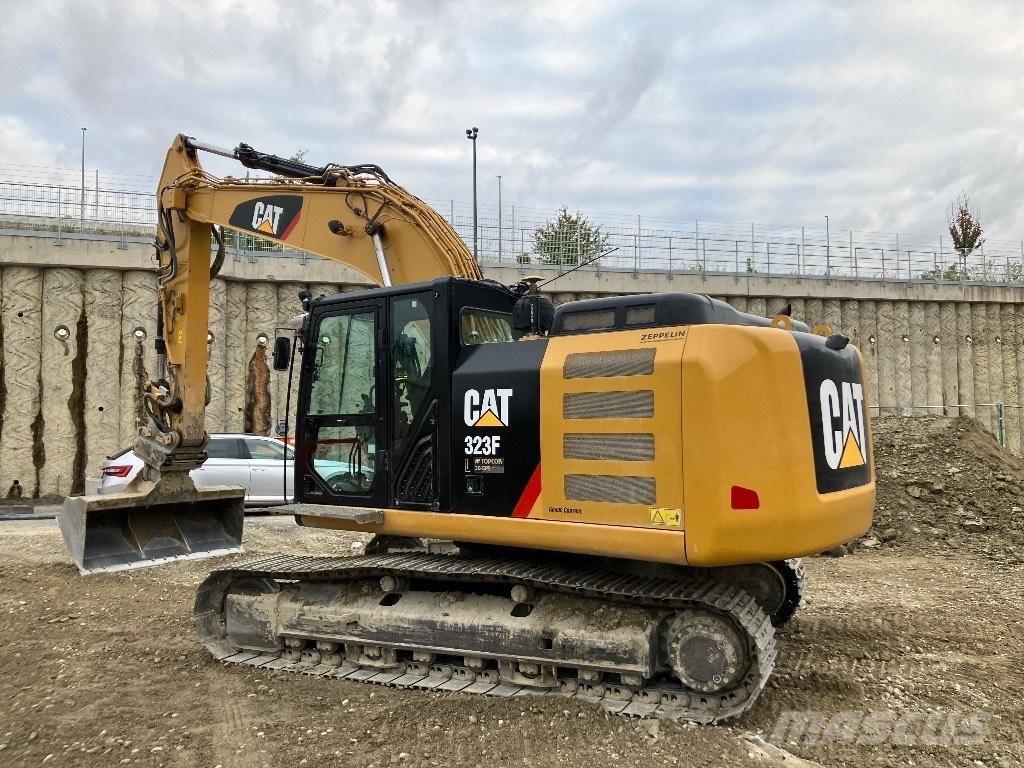 CAT 323 F L Escavadoras de rastos