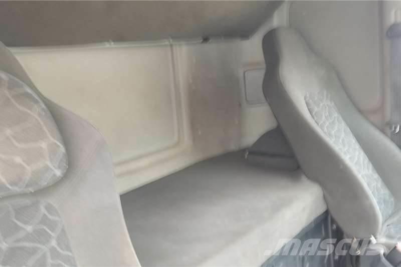 Daewoo KL3TX Outros Camiões