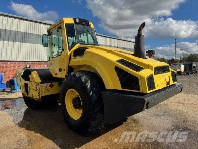 Bomag BW 213 D H-4 Cilindros Compactadores monocilíndricos