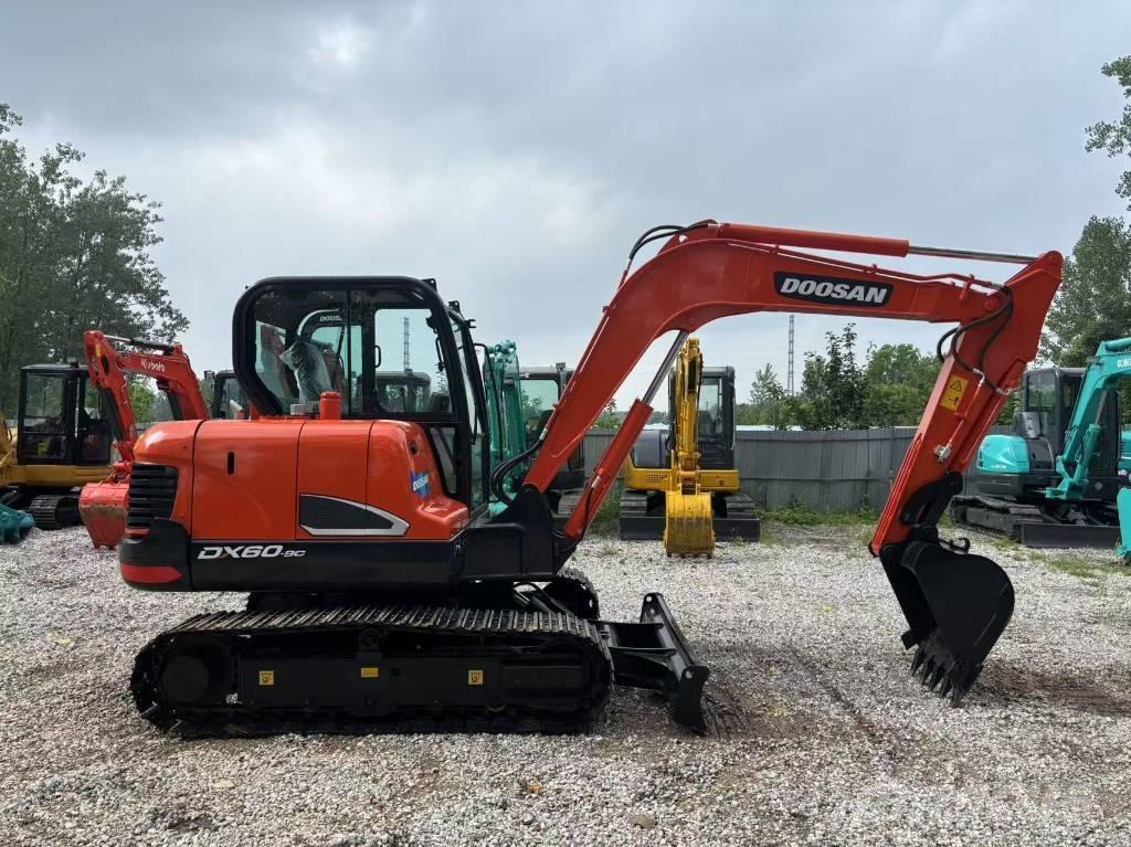Doosan DX 60 Mini Escavadoras <7t