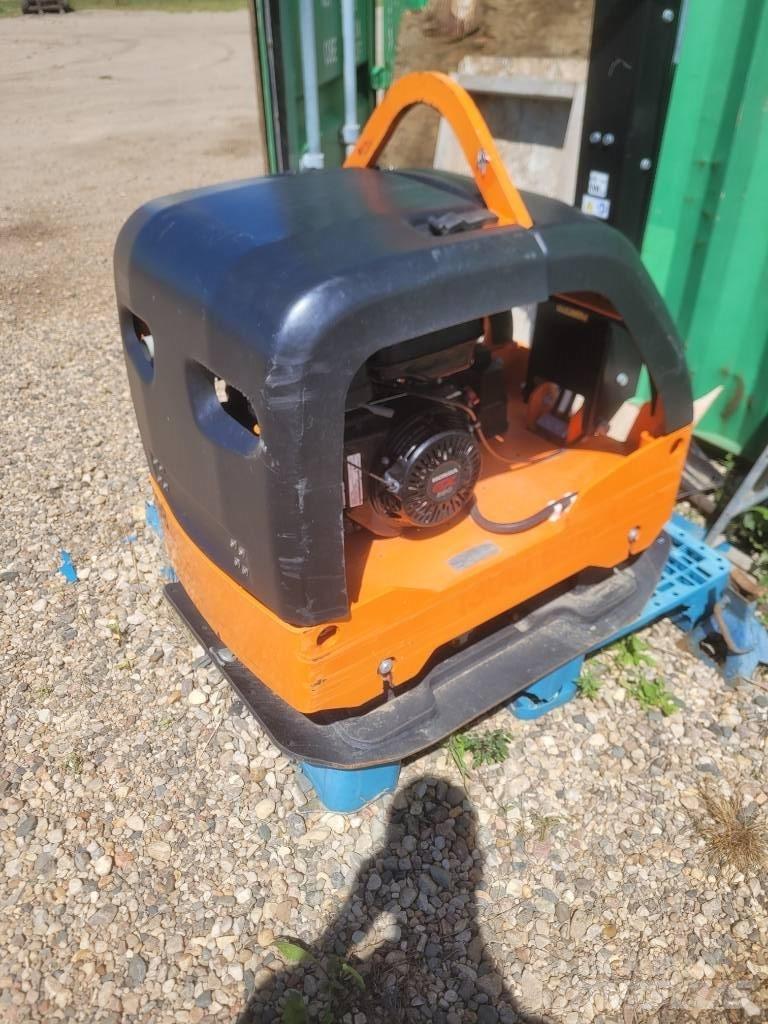 Atlas Copco RP400 Cilindros rebocados vibratórios