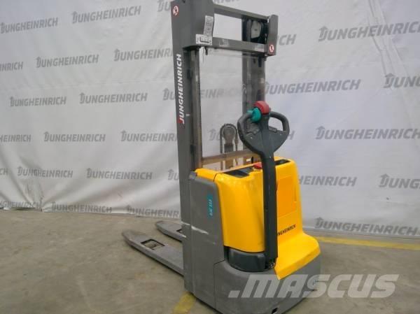 Jungheinrich EJC 112 Empilhador para operador externo