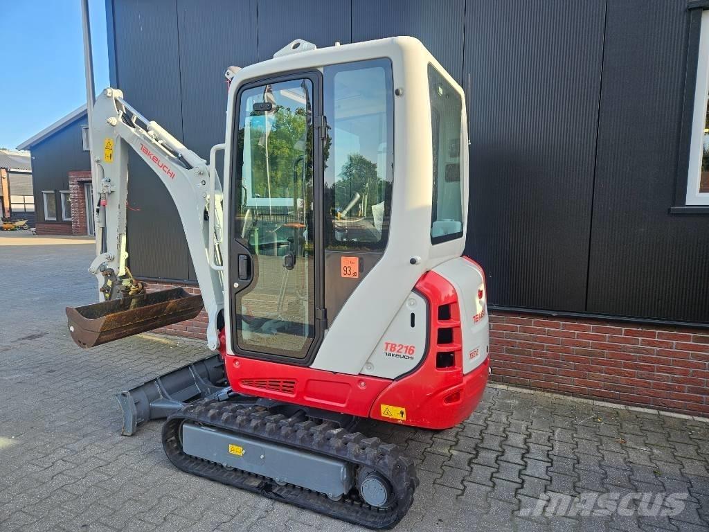 Takeuchi TB216 Mini Escavadoras <7t