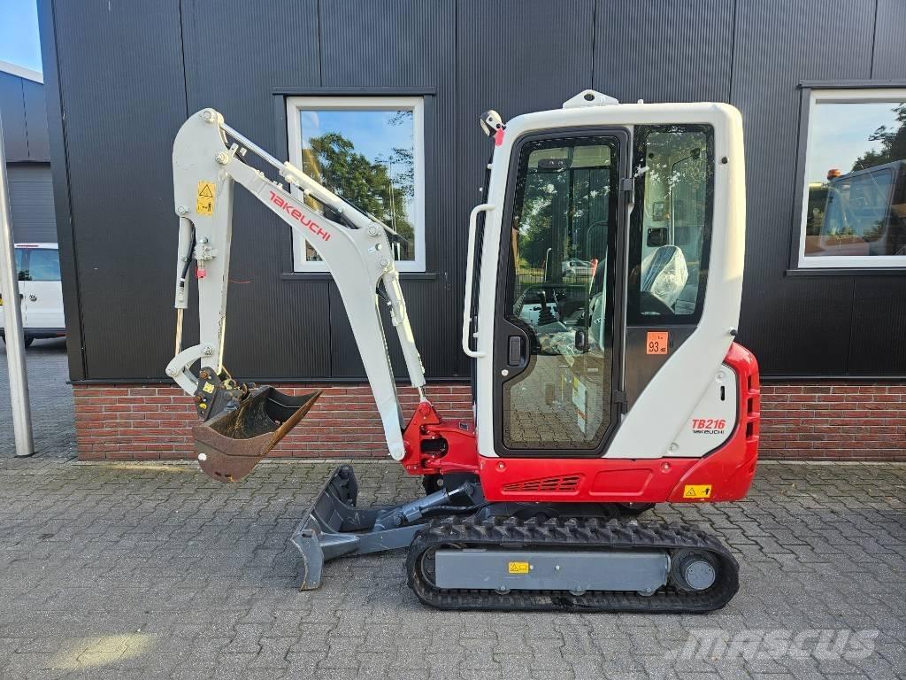 Takeuchi TB216 Mini Escavadoras <7t
