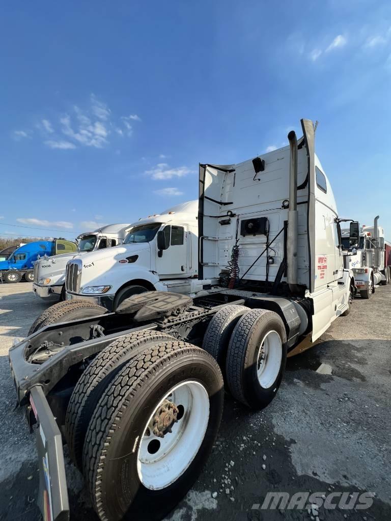 Volvo VLN 670 Tractores (camiões)