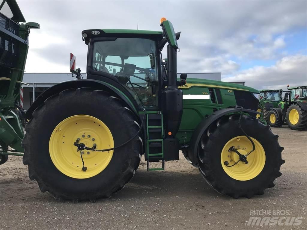 John Deere 6R 250 Tratores Agrícolas usados