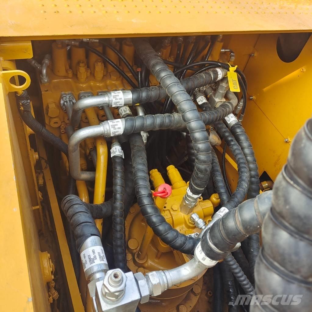 CAT 320D Escavadoras de rastos