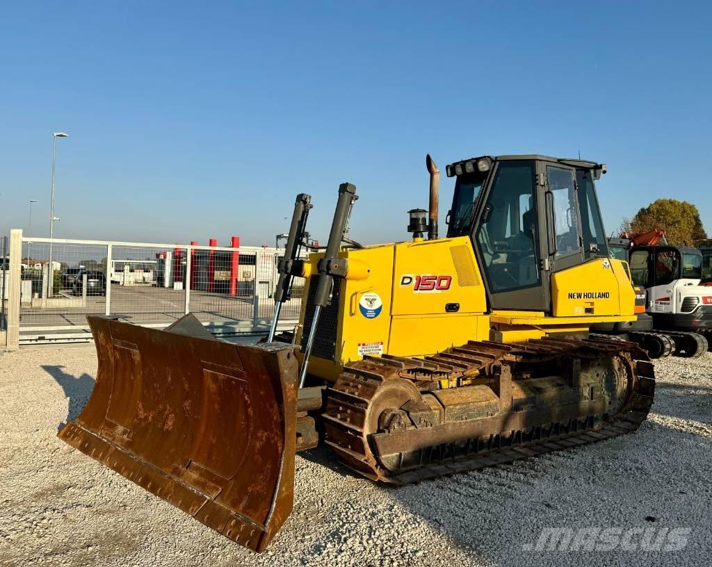 New Holland D 150 Dozers - Tratores rastos