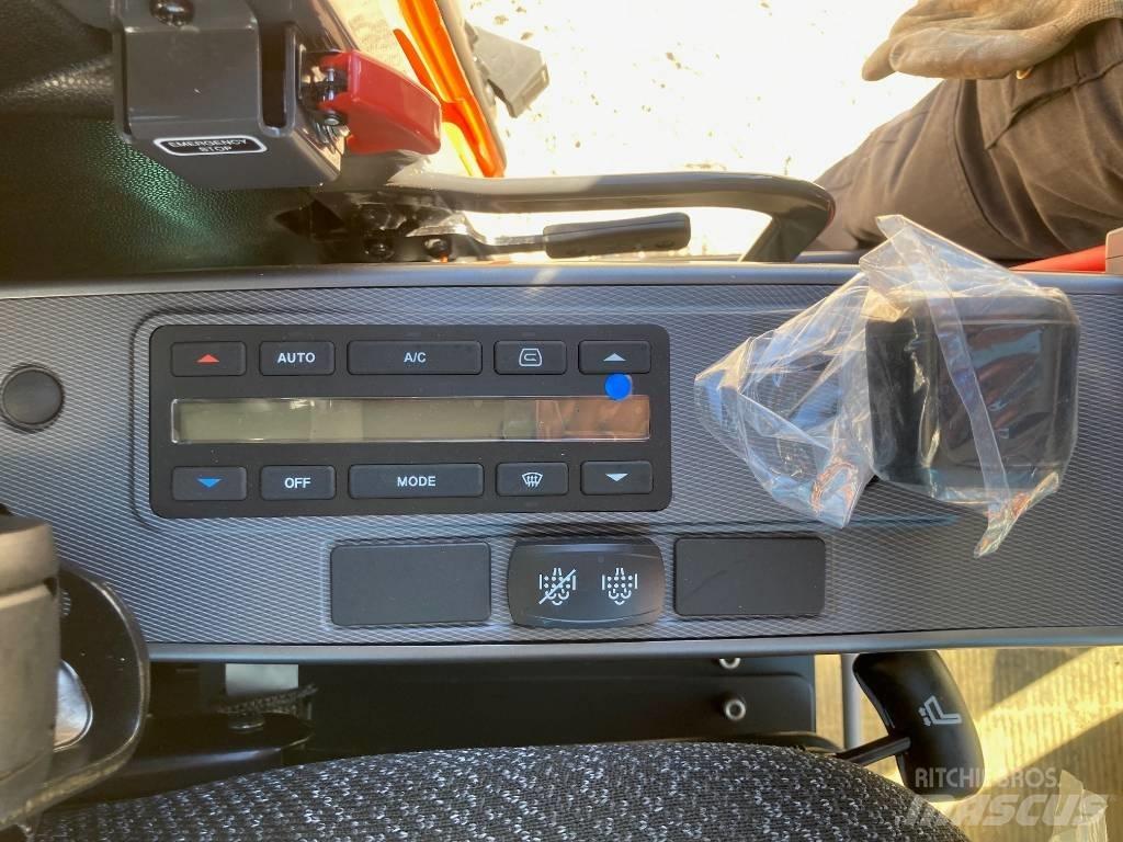 Develon DX 85 R-7 Escavadoras Midi 7t - 12t