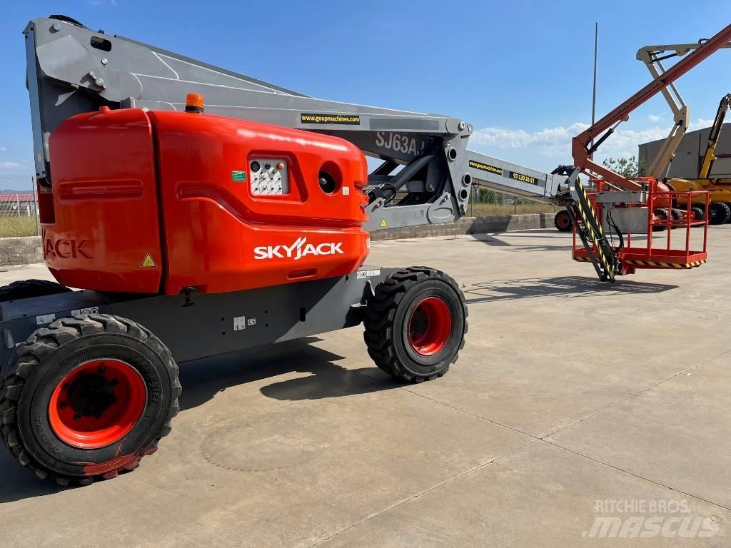 SkyJack SJ63AJ Elevadores braços articulados