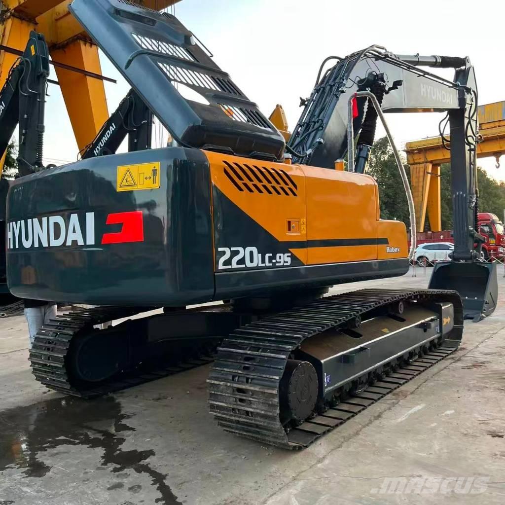 Hyundai 220LC-9S Mini Escavadoras <7t