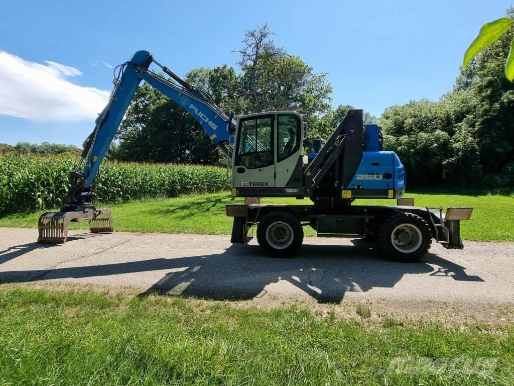 Fuchs MHL 250 Manipuladores de resíduos / indústria