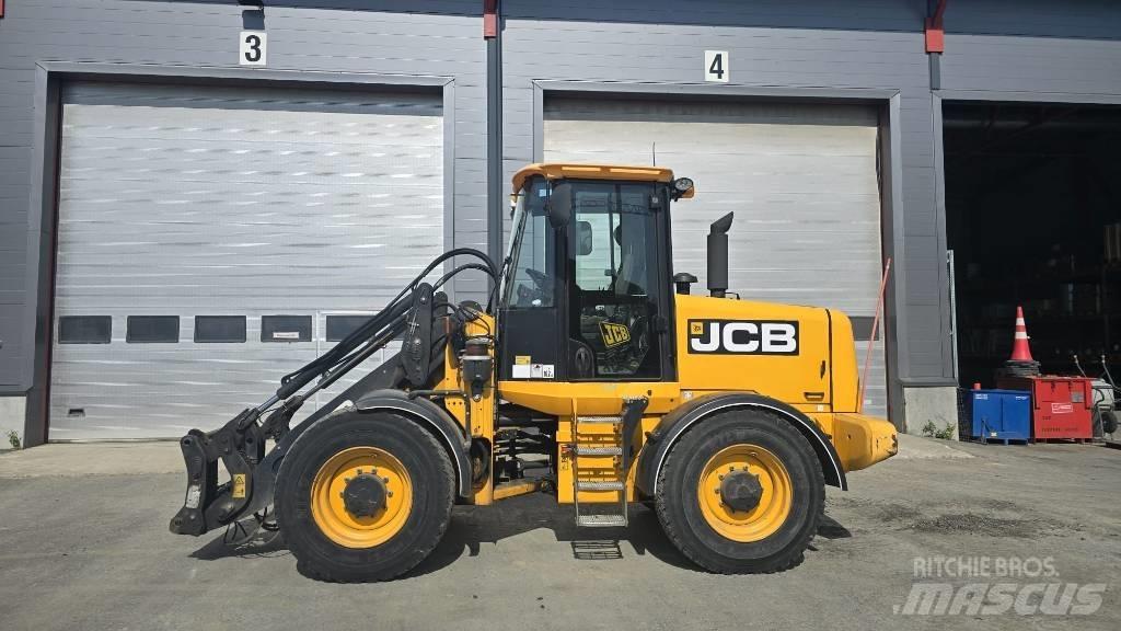 JCB 411 Pás carregadoras de rodas