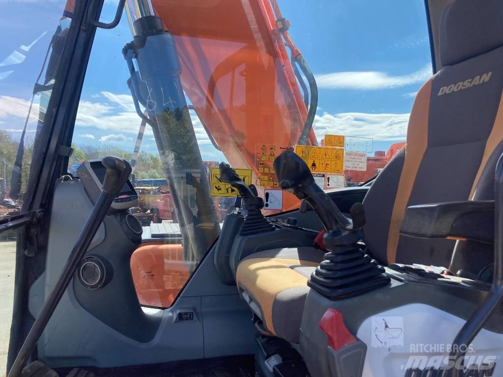 Doosan DX 140 LC-3 Escavadoras de rastos