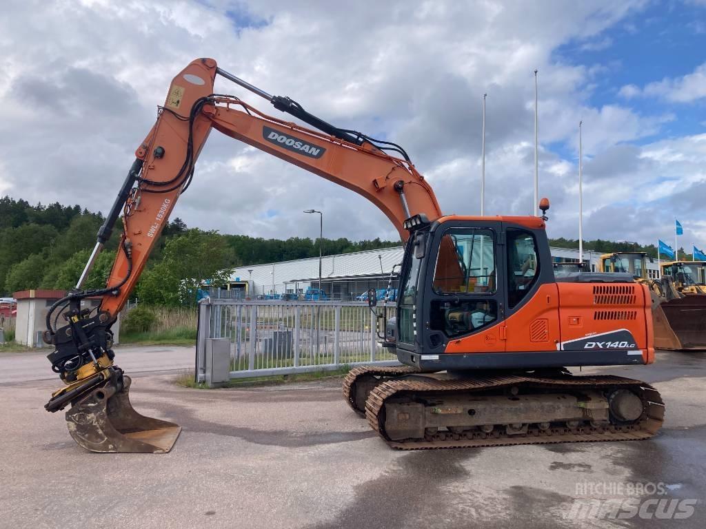 Doosan DX 140 LC-3 Escavadoras de rastos
