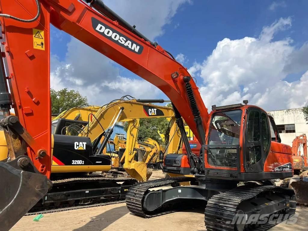 Doosan DX225LC-9C Escavadoras de rastos