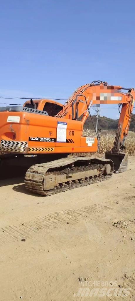 Doosan DX 225LC Escavadoras de rastos